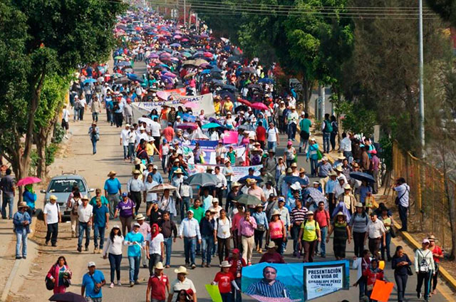 maestros-docentes-marcha-5-edw