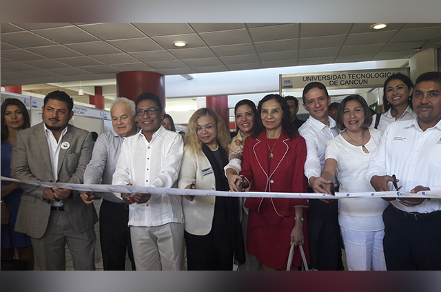 Realizan-Feria-Educativa-