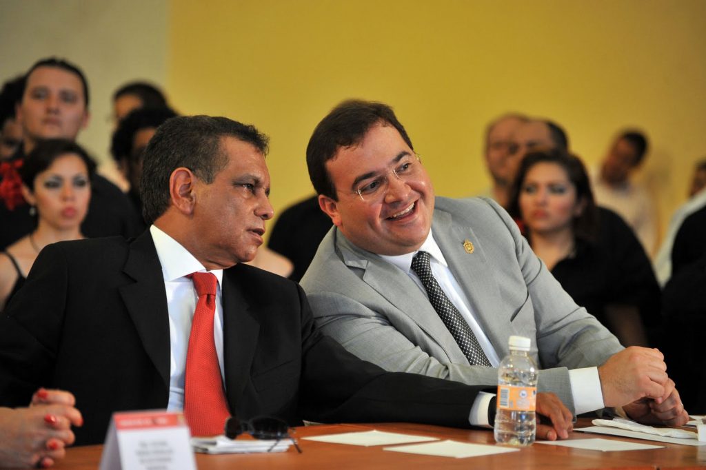 Revocan amparo a Fidel Herrera y alistan comparecencia