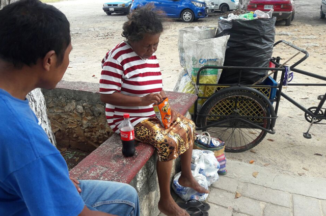 Doña Mari, la alegría de vivir y trabajar día a día
