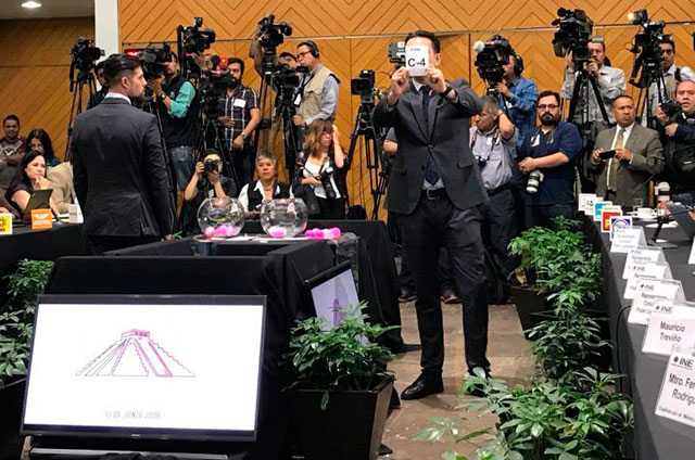 El INE define a Anaya para abrir y cerrar tercer debate