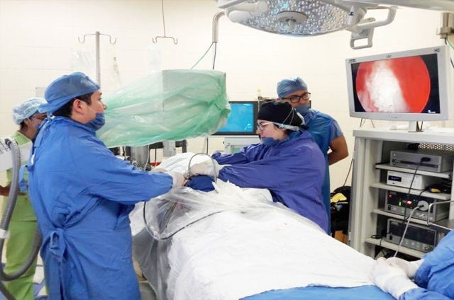 IMSS realiza cirugías para combatir piedras en los riñones