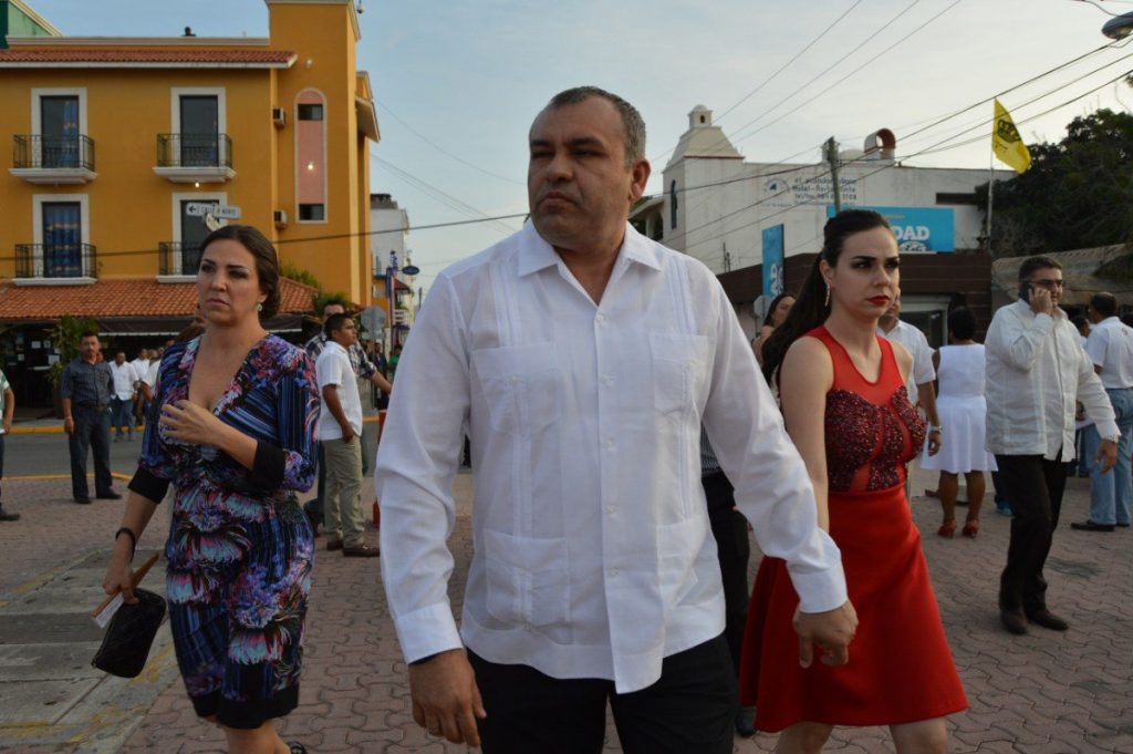 Van por más ex borgistas