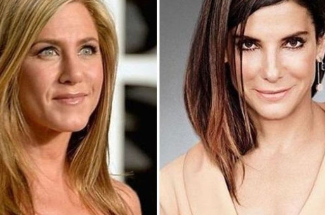 El beso inesperado entre Jennifer Aniston y Sandra Bullock
