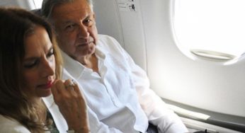 Arriba López Obrador a Tabasco para acto en Centla