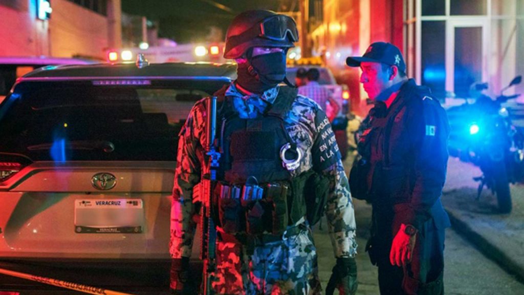 Van contra los que liberaron a atacantes de bar en Veracruz
