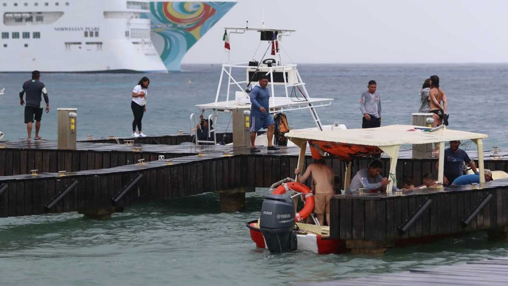 Exigen no autorizar proyectos en el parque marino de Cozumel