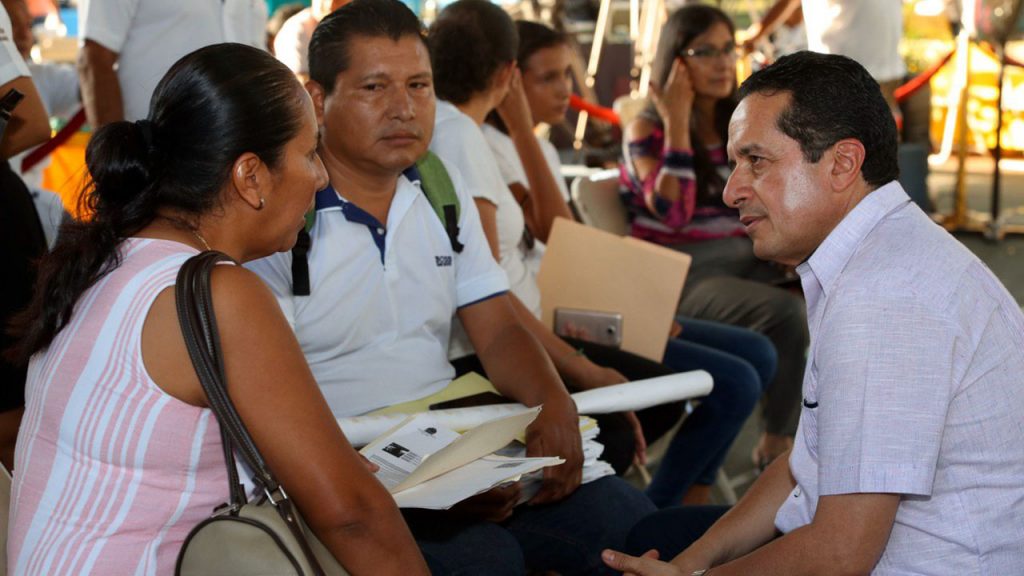 Carlos Joaquín: Escuchamos a la gente para resolver sus problemas