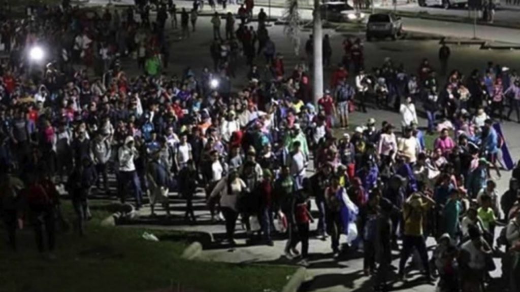 Esperan a cerca de 3 mil personas en caravana migrante