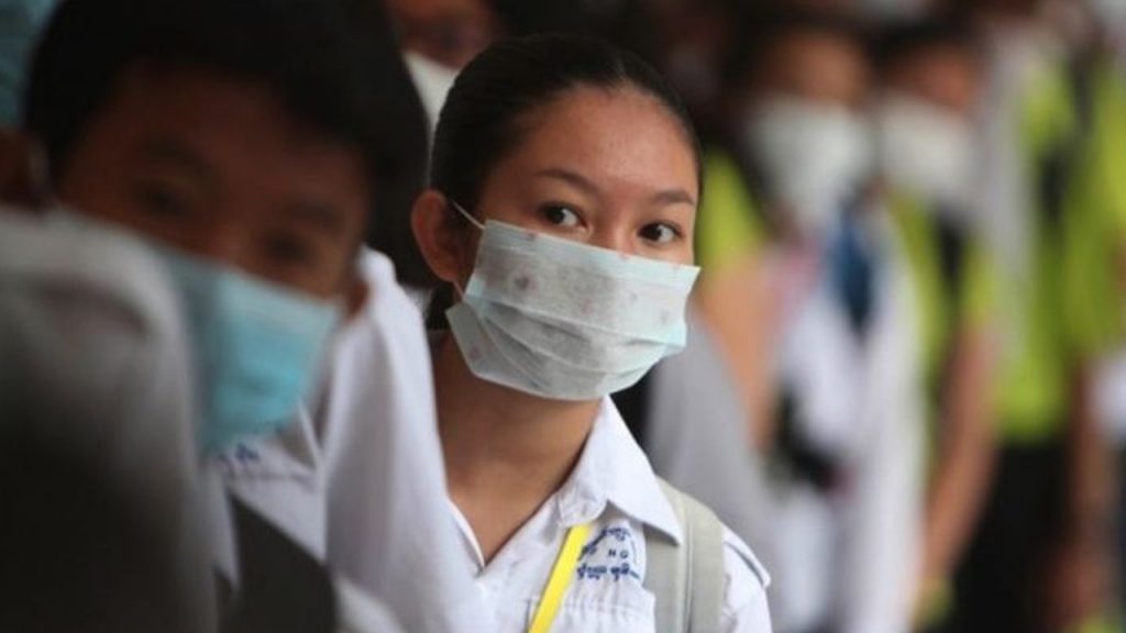 ¿Sirve usar cubrebocas ante el brote de coronavirus?