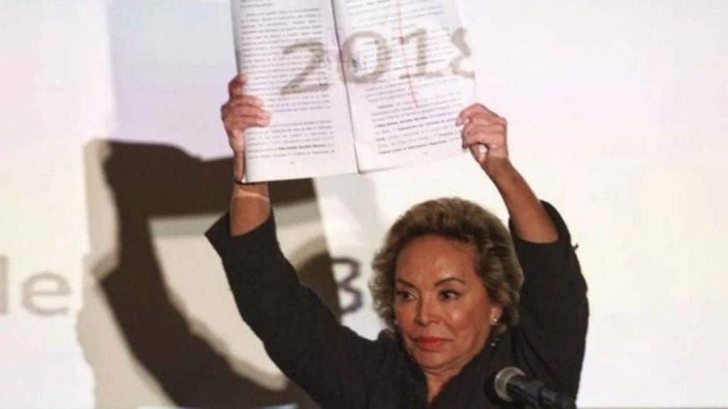 Elba Esther gana juicio contra el SAT y no pagará 19 mdp en impuestos