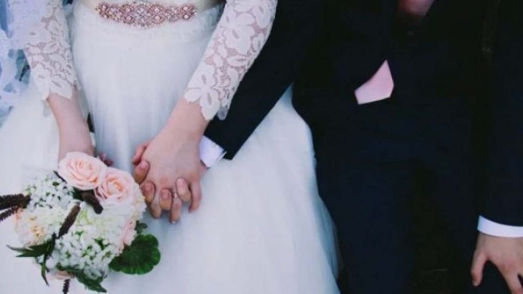 Disminuyen los matrimonios y aumentan los divorcios en México