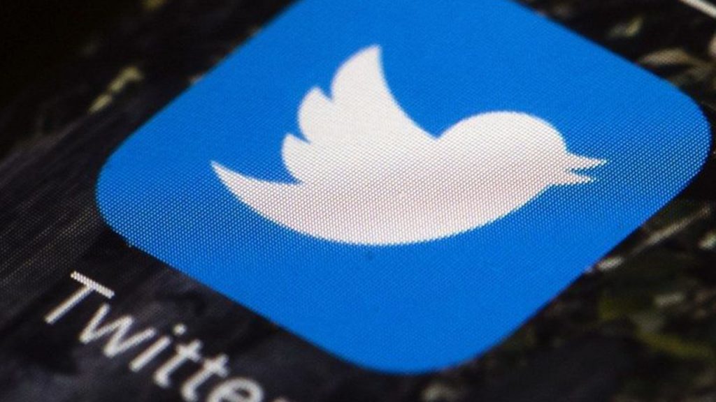 Twitter va tras material dirigido a engañar a los usuarios