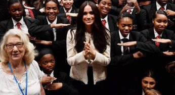 Meghan Markle pide defender los derechos de las mujeres en su última gira como duquesa en Inglaterra