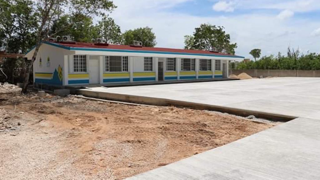 Infraestructura insuficiente en escuelas públicas