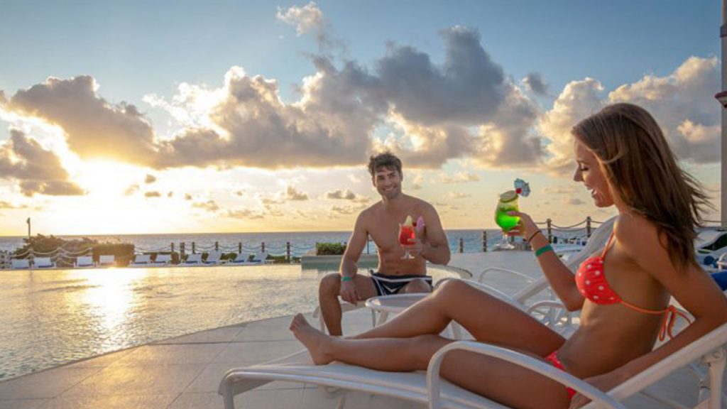 Diseñarán lineamientos para regreso de las actividades turísticas