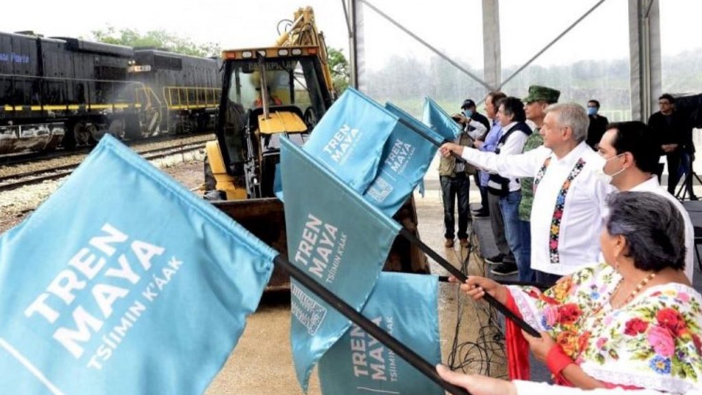 AMLO da segundo banderazo a obras del Tren Maya en Yucatán