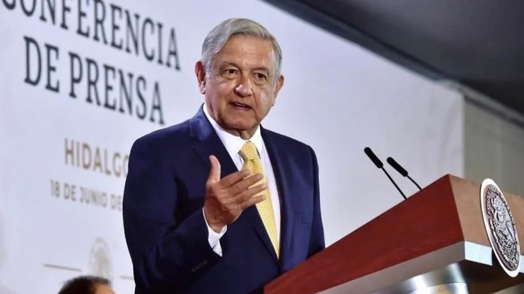 López Obrador propone debatir la desaparición del CONAPRED