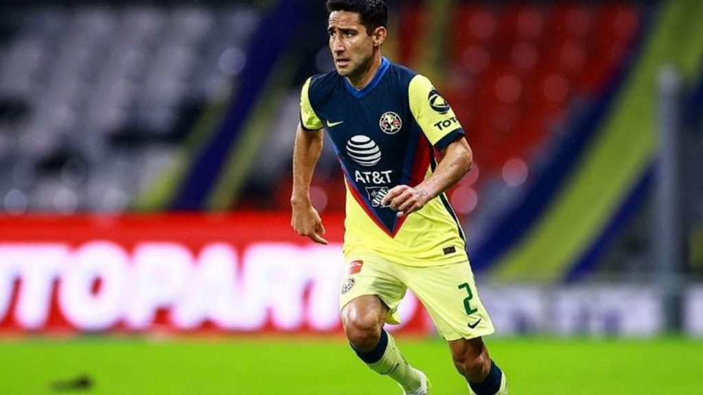 Luis Fuentes cumple en clásico