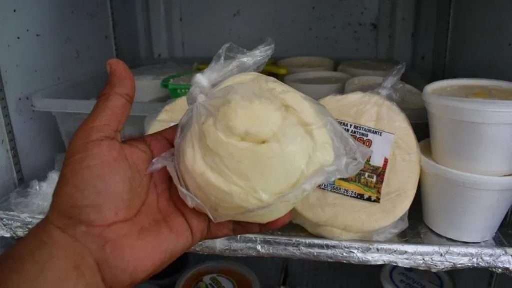 ¿Cómo saber si su queso es real o es un “plastiqueso”?