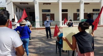 Se manifiestan Antorchistas en palacio de Gobierno