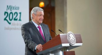 AMLO complementará queja contra juez Gómez Fierro; asegura que amparo solo debe otorgarse a empresas solicitantes