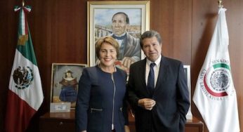 Da Laura Beristain patadas de ahogada