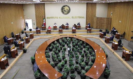 SANCIONAN A PARTIDOS