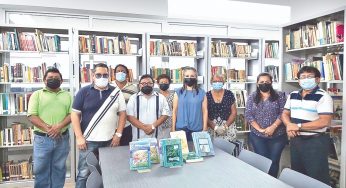 Recibe donación la biblioteca “Javier Rojo Gómez”; de Marcos Ramírez Canul