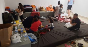 Detenidas 4 familias asiáticas, en el aeropuerto de Cancún