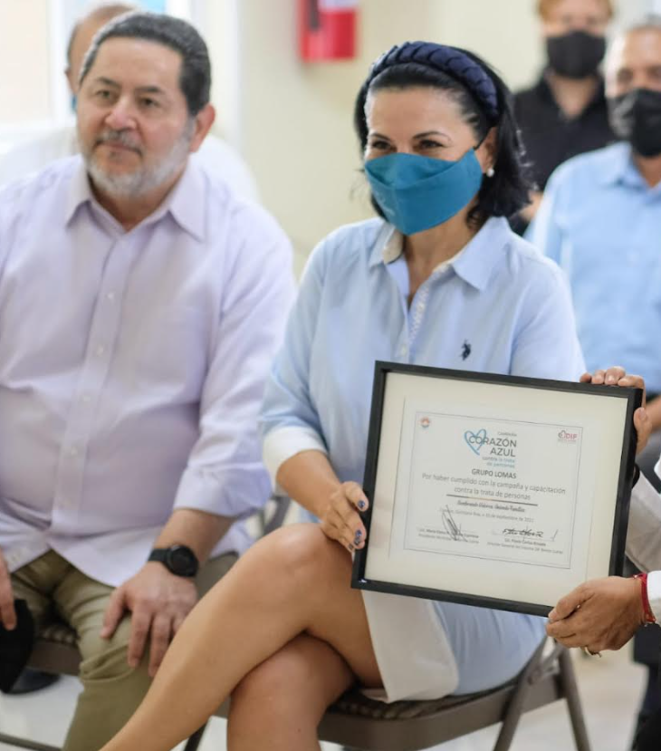 Reconocen al Grupo Lomas Travel con el distintivo“Corazón Azul”