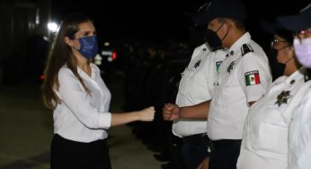 Atenea Gómez Ricalde realiza cambio de mando en seguridad pública de Isla Mujeres