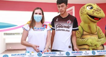 Habilitan la cancha de fútbol rápido de Las Américas