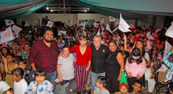 Exitosa posada navideña del ‘Indio Blanco’