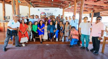 Atenea Gómez convive con periodistas en el marco del Día de la Libertad de Expresión