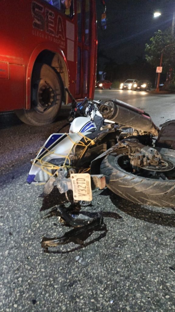 Muere motociclista en choque en Cancún