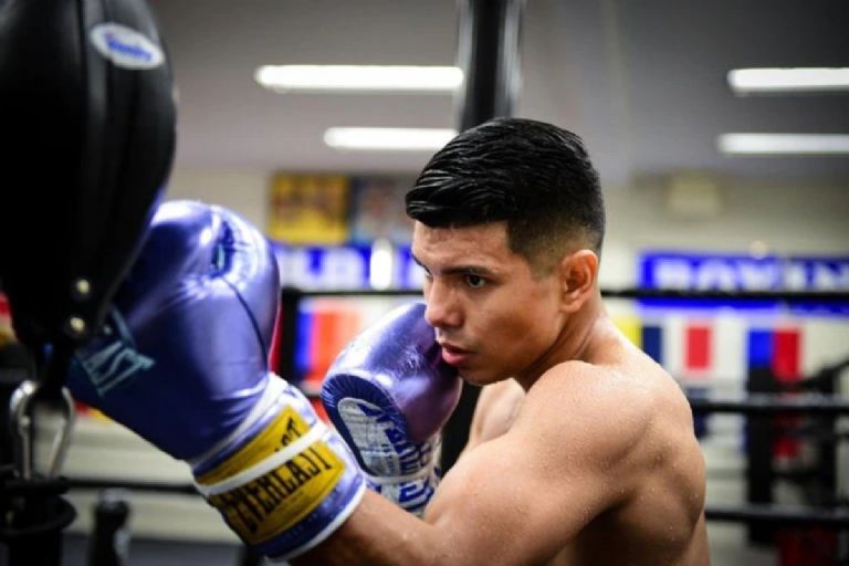 El pugilista Joselito Velázquez reaparecerá en casa