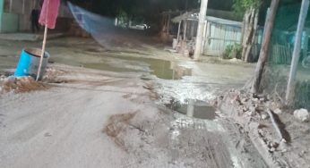 Urge intervención de CAPA por rebosamiento de aguas negras en malecón de Chiquilá