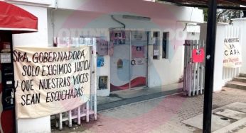 Cuelgan mantas y pancartas en CAPA Tulum, para denunciar a líder sindical por acoso laboral