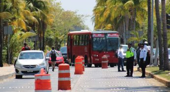 ‘Madres Buscadoras’ mantienen bloqueo parcial en la Zona Hotelera