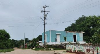Comunidades de Tuzik, en Carrillo Puerto, y Chiquilá, en Lázaro Cárdenas, sin agua ni luz por días
