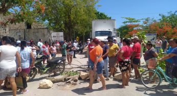 Familias de Chiquilá amenazan con tomar medidas drásticas por constantes fallos en el servicio de electricidad