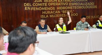 Atenea Gómez Ricalde anuncia plan de acción ante la cercanía del Huracán Beryl en Isla Mujeres