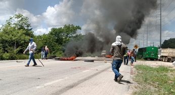Pobladores de Palma Real levantan bloqueo en carretera Playa del Carmen-Tulum tras acuerdo con autoridades