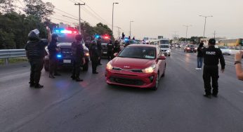 Líder de transportistas niega que Uber pueda operar en el Aeropuerto de Cancún