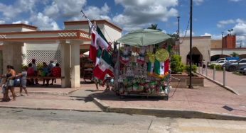 Baja venta de artículos patrios en Felipe Carrillo Puerto