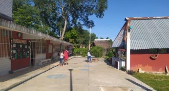 Urgente; Padres de familia piden la construcción de un domo en el CAM, pasan peripecias en las actividades deportivas y cívicas