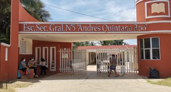 Acusan a directora de secundaria “Andrés Quintana Roo” de hostigamiento laboral