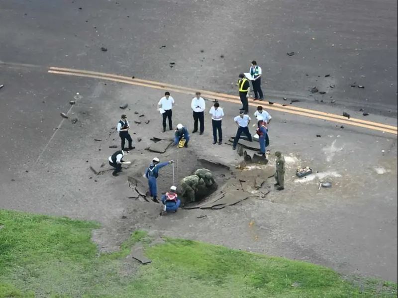Cierran Aeropuerto de Miyazaki tras explosión de bomba de la Segunda Guerra Mundial