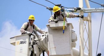 Preocupa mal estado de postes de la CFE en José María Morelos
